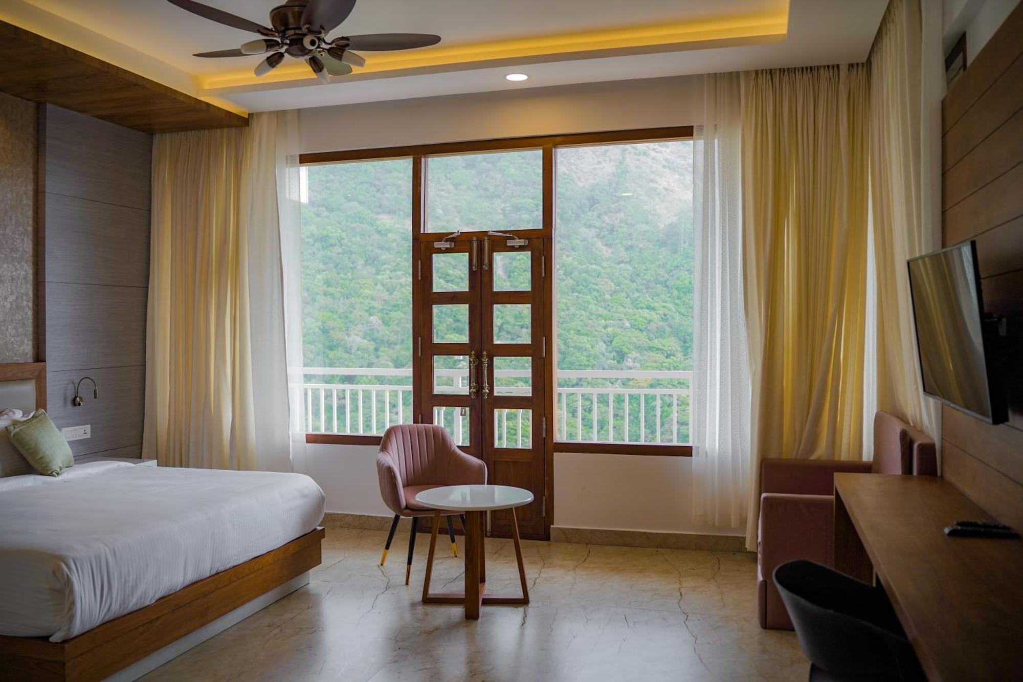 The Teatree Munnar Hotel Suryanelli Eksteriør billede